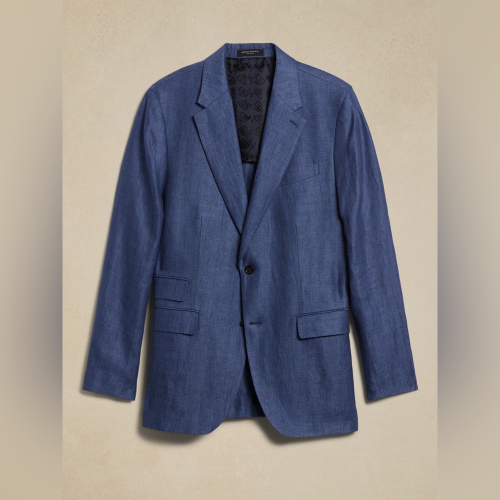 Brand New with tags - BR men’s suit